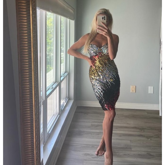 Jovani Sequined Dress NWT Size 2 - Picture 2 of 10